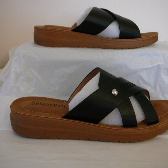 SelenePair Women's Flat Slide Low Wedge Black Open Toe Straps Sandals-Size 8-NIB - Picture 5 of 8